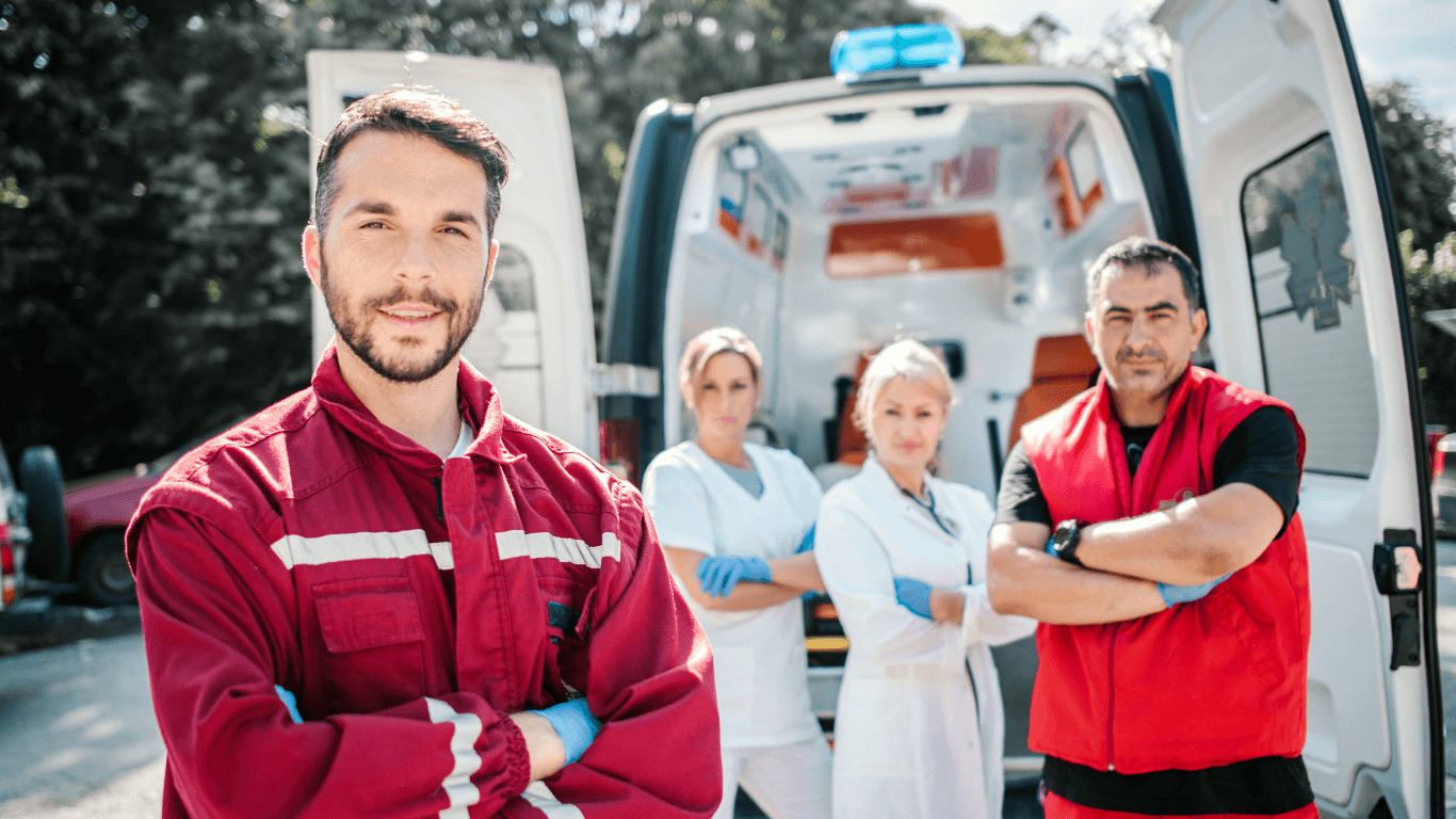 Enfermeiro em serviços de emergência móvel