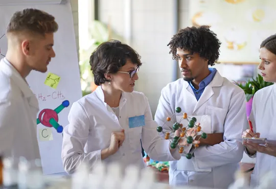 Venha fazer sua graduação em Farmácia no Integrado