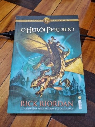 HERÓI PERDIDO, O 