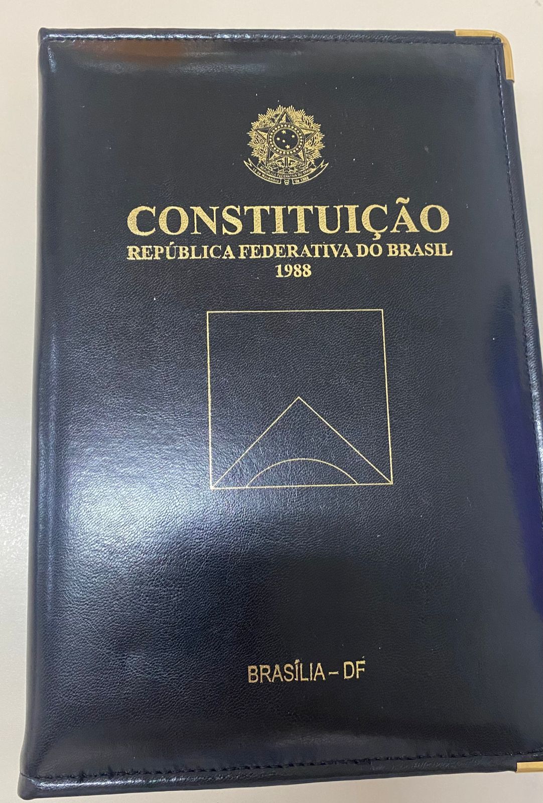 CONSTITUIÇÃO DA REPÚBLICA FEDERATIVA DO BRASIL 
