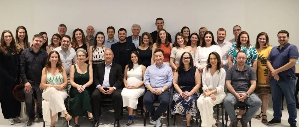 Palestra e homenagem marcam Dia do Dentista em Campo Mourão