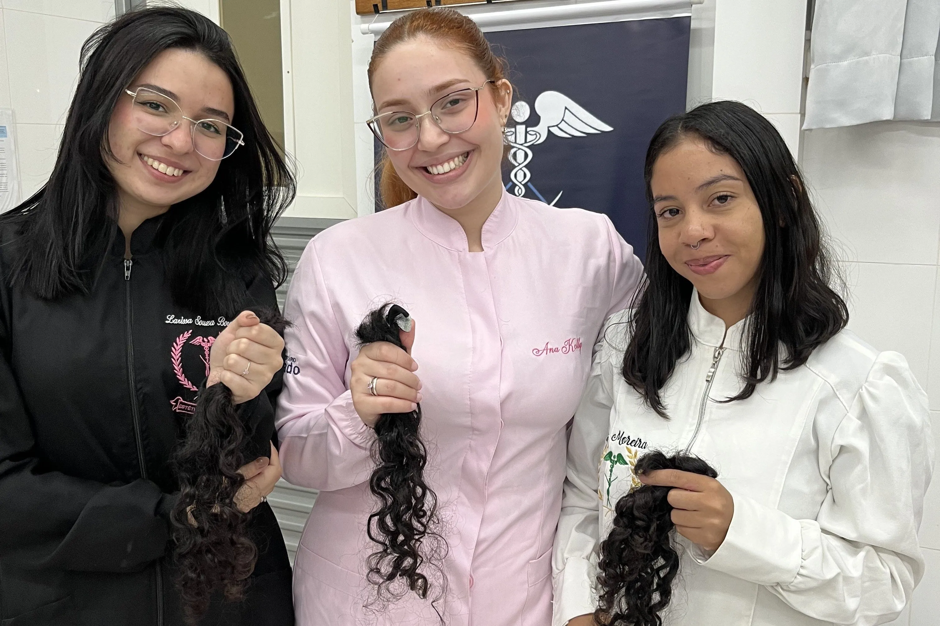 Estudantes do Integrado promovem ação de doação de cabelos para confecção de perucas oncológicas Estudantes do Integrado promovem ação de doação de cabelos para confecção de perucas oncológicas
