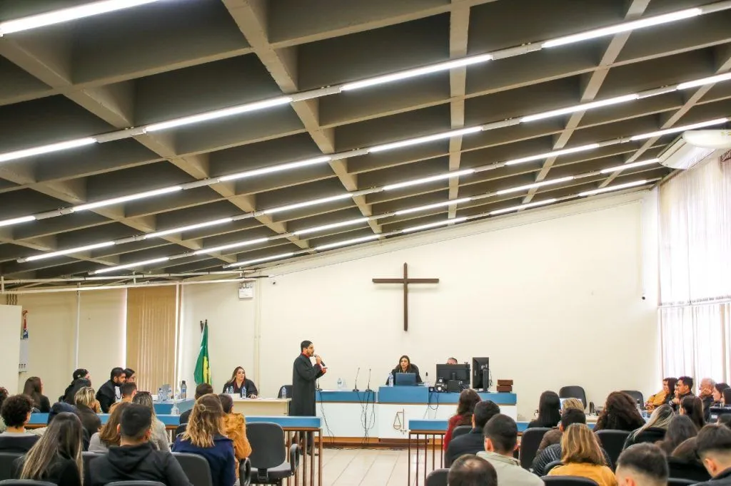 Enfermagem promove mesa-redonda sobre o papel do enfermeiro na gestão