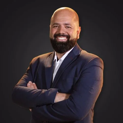 Imagem do reitor Jeferson Vinhas Ferreira