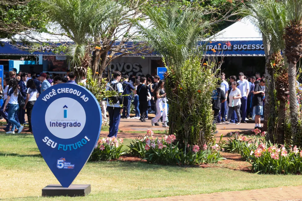 Centro Universitário Integrado realiza 20ª Feira das Profissões em Campo Mourão Centro Universitário Integrado realiza 20ª Feira das Profissões em Campo Mourão