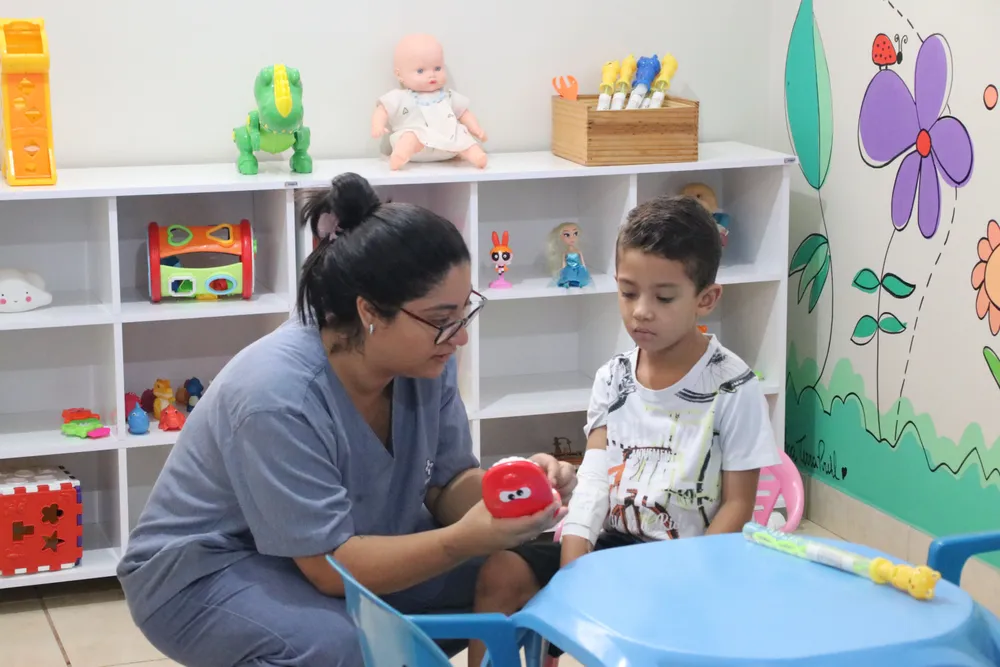 Centro Universitário Integrado inaugura brinquedoteca na Santa Casa de Campo Mourão