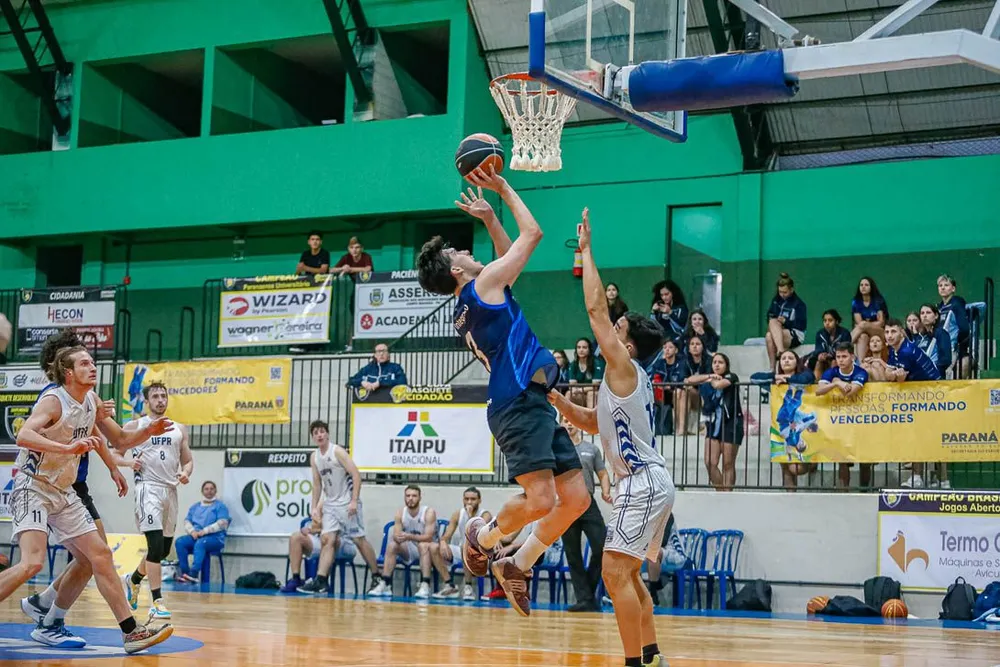 Atletas do Integrado participam dos Jogos Universitários Brasileiros em Natal
